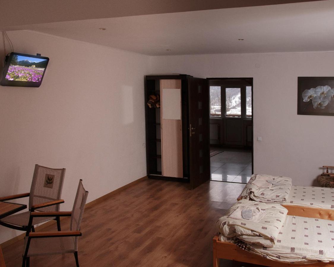 U Dvori Podgorodtsy Exterior foto