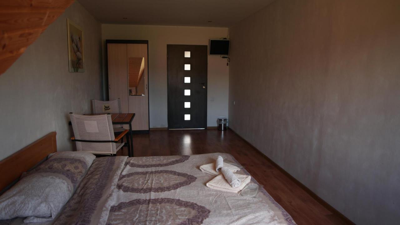 U Dvori Podgorodtsy Exterior foto