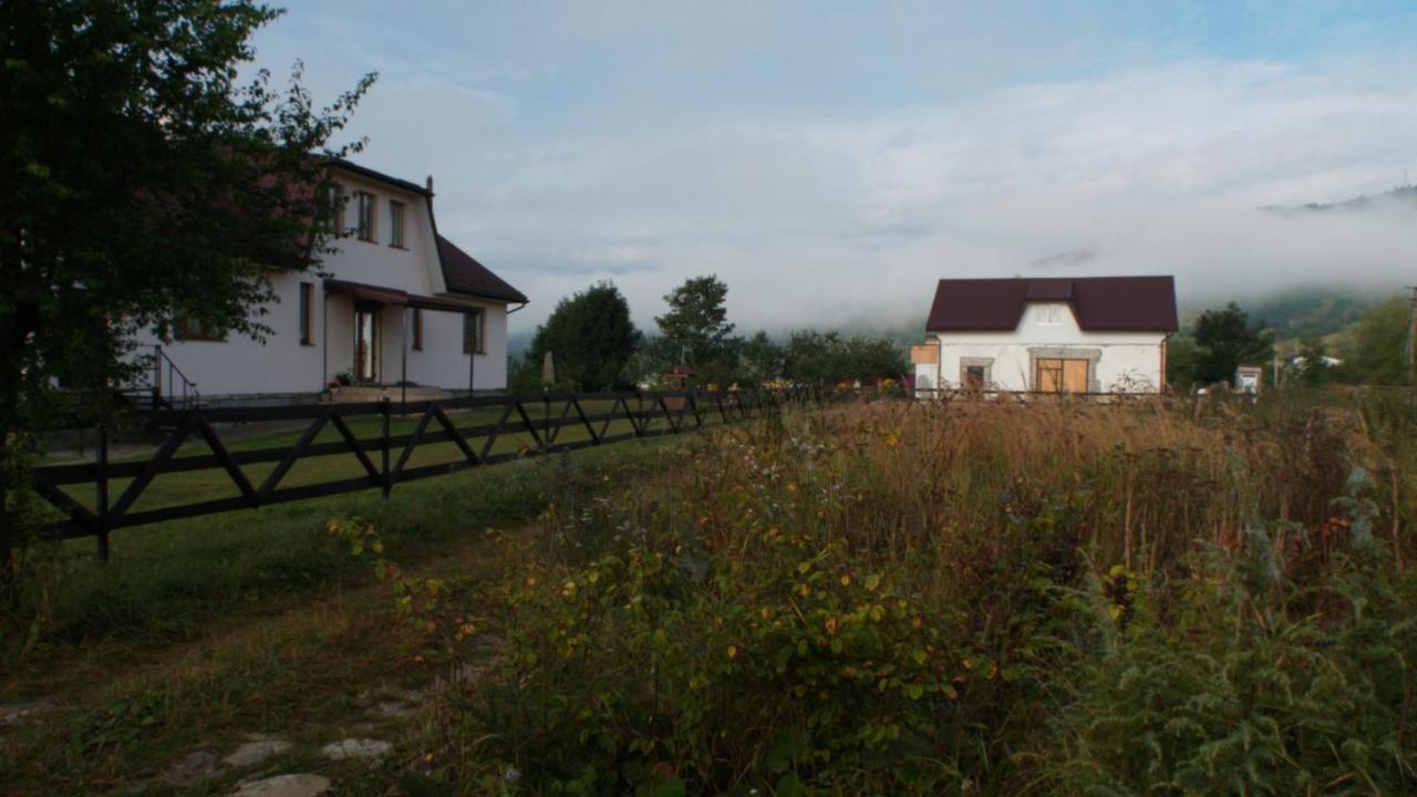 U Dvori Podgorodtsy Exterior foto