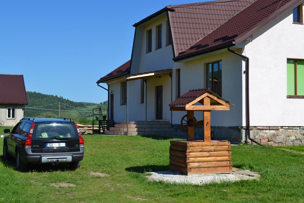 U Dvori Podgorodtsy Exterior foto